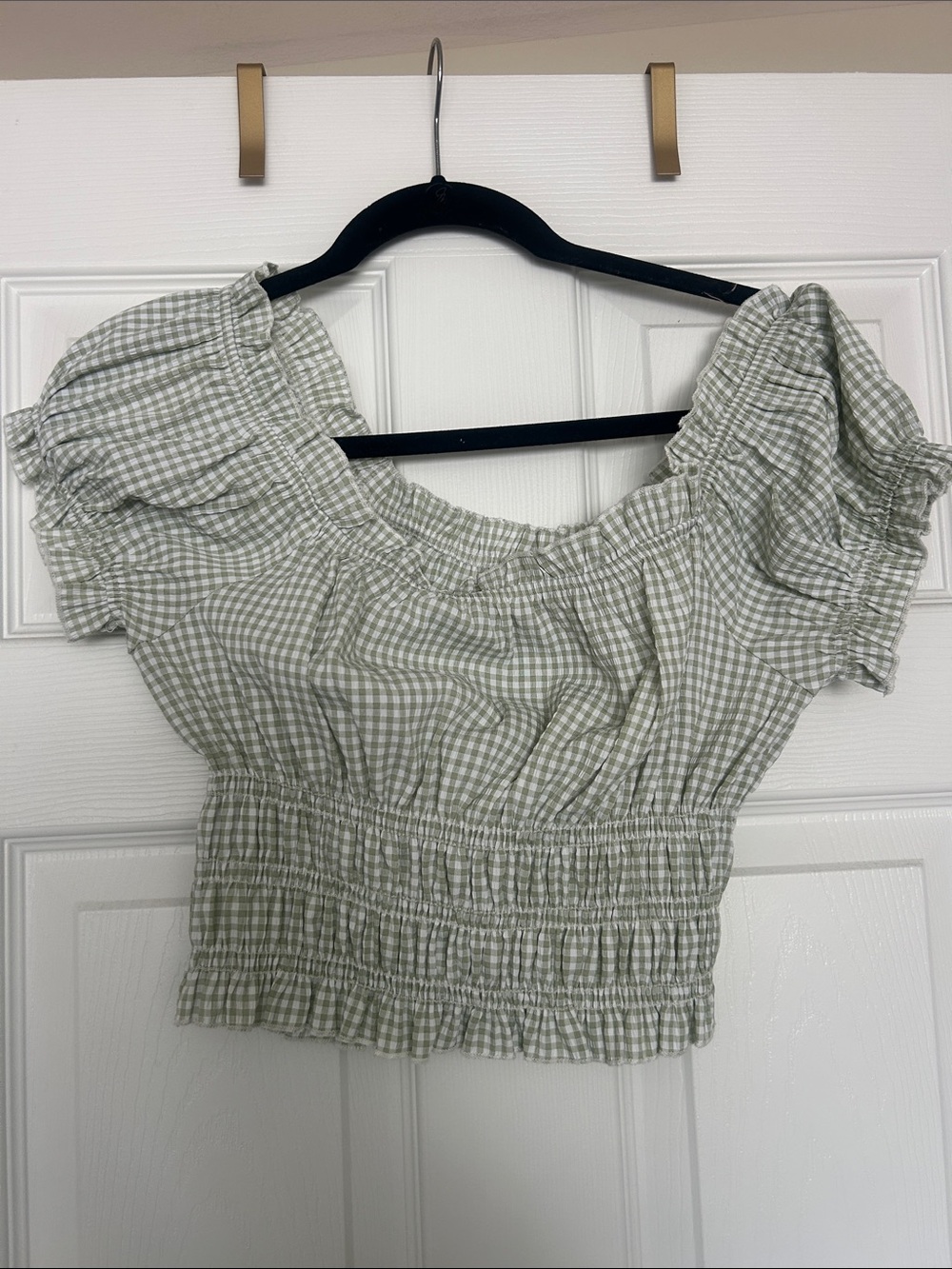 Lisa Says Gah Sage Gingham Smocked Crop Top